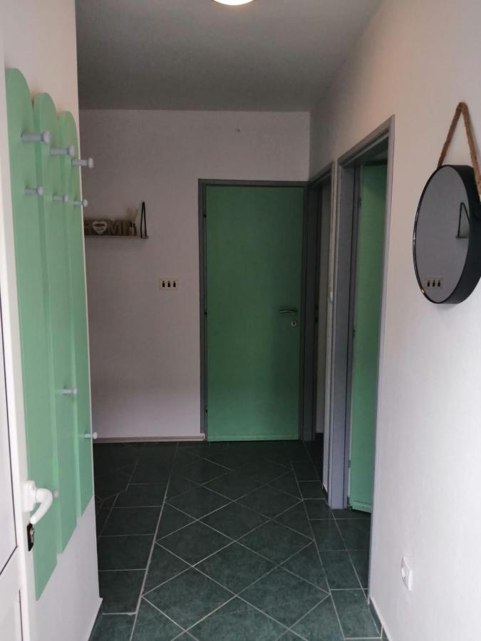 Holiday House Lara Starigrad Paklenica Exterior photo
